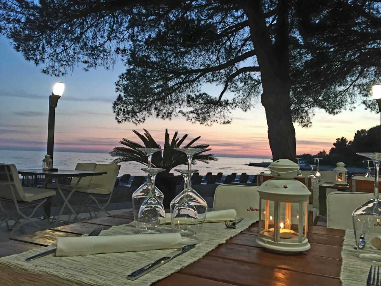Boutique Camping Materada Beach Poreč Exterior foto